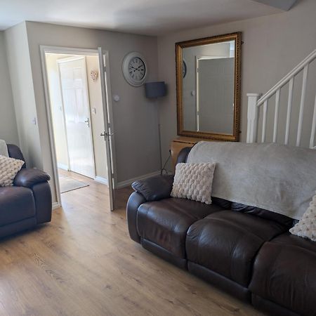 3 Bedroom Detached By The Sea Prestatyn Buitenkant foto