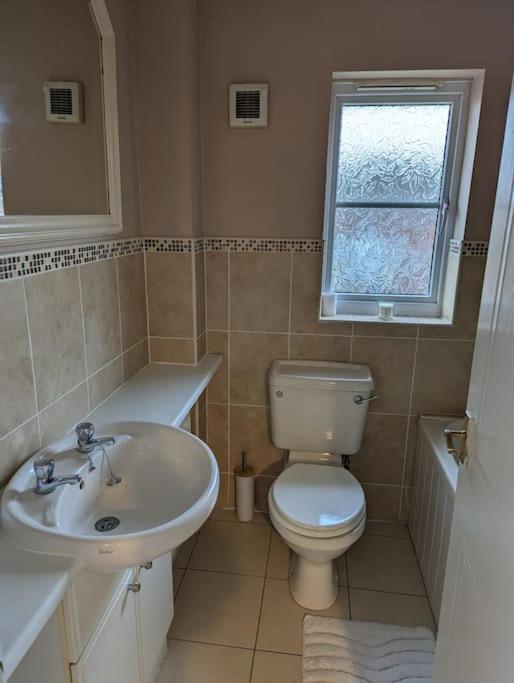 3 Bedroom Detached By The Sea Prestatyn Buitenkant foto